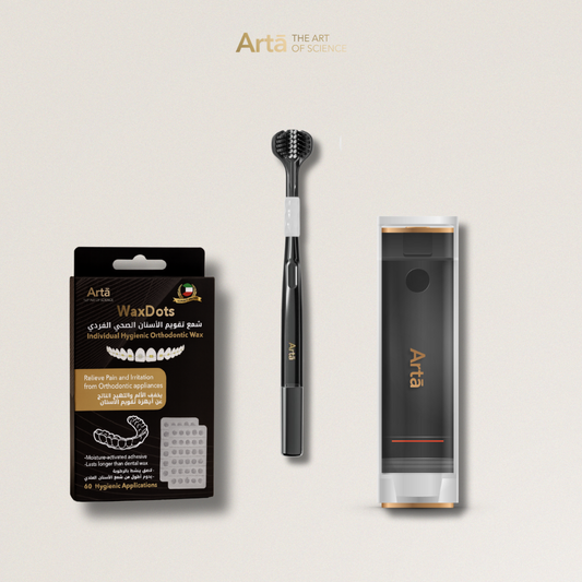 Arta Braces Kit – Essential Comfort & Care Set. A complete orthodontic care bundle designed to keep your braces clean, fresh, and irritation-free. Includes the Arta Mini Water Flosser, 
dental wax, and travel essentials for daily comfort and hygiene.

طقم آرتا لتقويم الأسنان – مجموعة العناية والراحة الأساسية. يحتوي على الأدوات الكاملة للحفاظ على نظافة التقويم وانتعاشه ومنع التهيّج، بما في ذلك جهاز تنظيف الأسنان المائي المصغّر وشمع التقويم ولوازم العناية اليومية