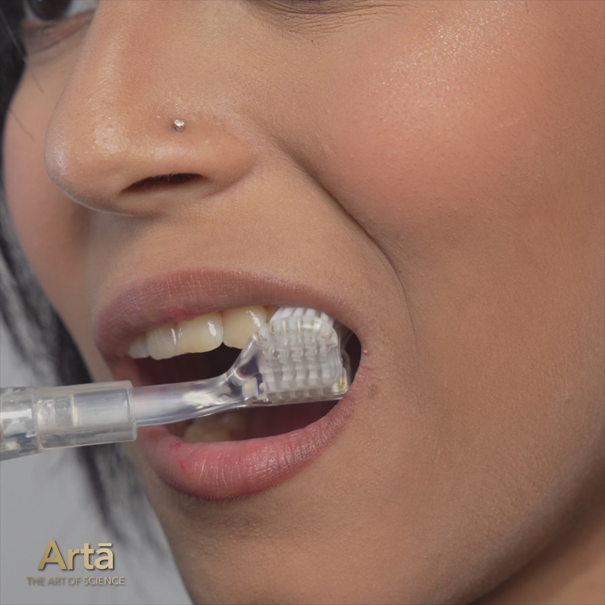 Arta Express Ultrasonic Toothbrush gold – fastest triple head toothbrush cleans teeth in 60 sec | فرشاة آرتا السريعة ثلاثية الرؤوس تنظف الأسنان بدقة خلال ٦٠ ثانية